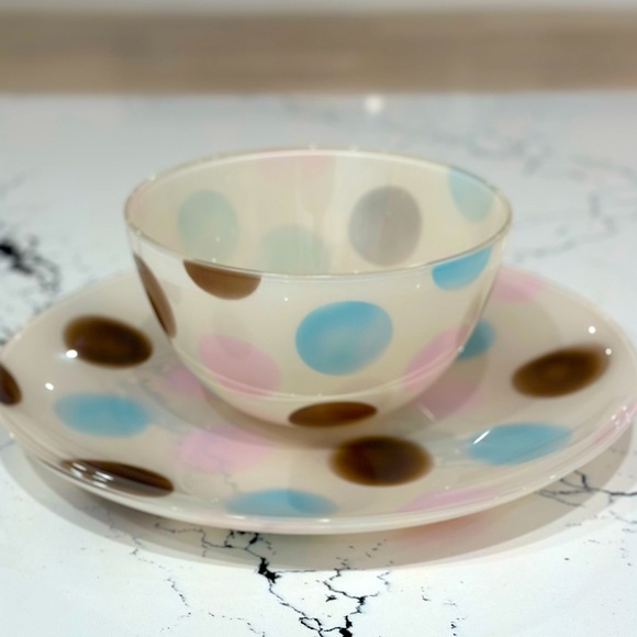 Decorative polka dot bowl and plate set - Picture 6 of 9